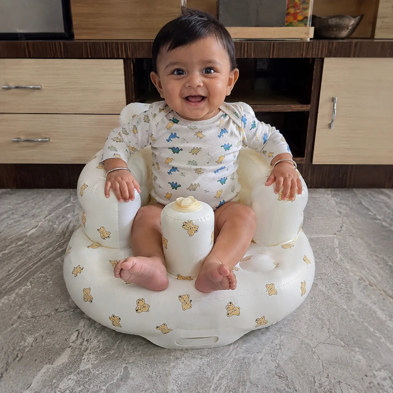 Coozi Sit & Smile (Inflatable Baby Sofa)